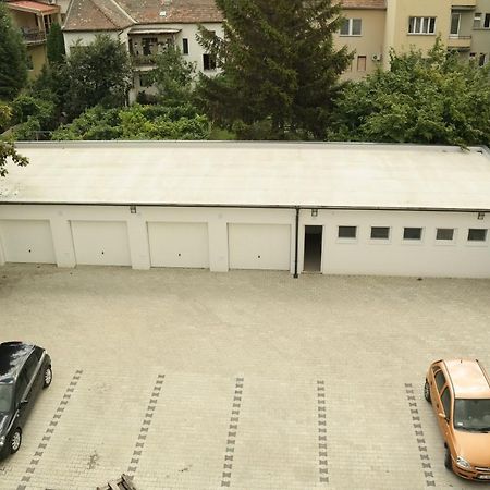 Riverside Apartman With Free Parking Győr Exterior foto